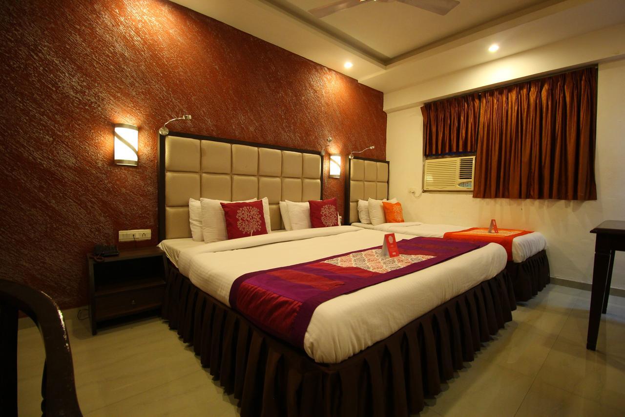 Oyo 8786 Hotel Maan Residency Ahmedabad Extérieur photo