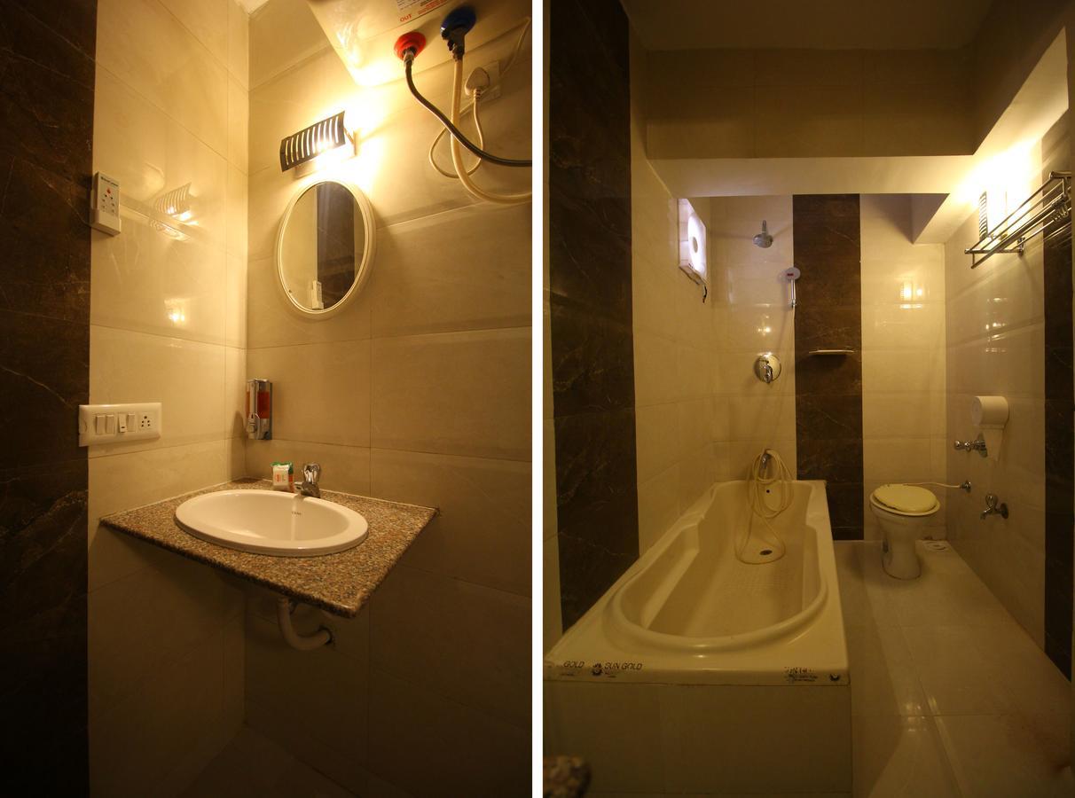 Oyo 8786 Hotel Maan Residency Ahmedabad Extérieur photo