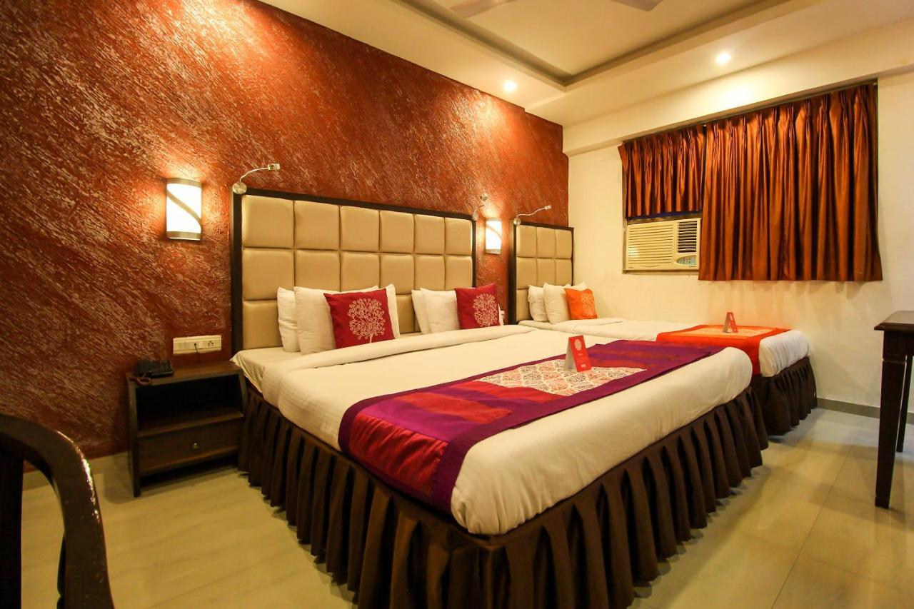 Oyo 8786 Hotel Maan Residency Ahmedabad Extérieur photo